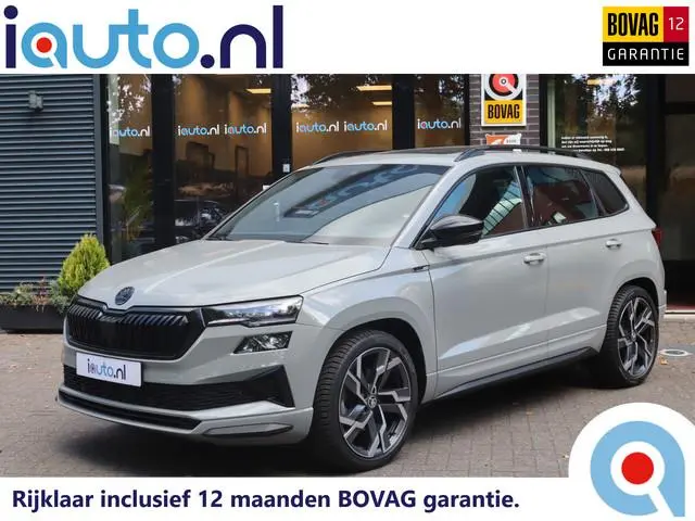 ŠKODA Karoq 1.5 TSI ACT DSG Sportline Pano/Navi Columbus/Virtual Cockpit/Camera/Keyless/LED/ACC/18"