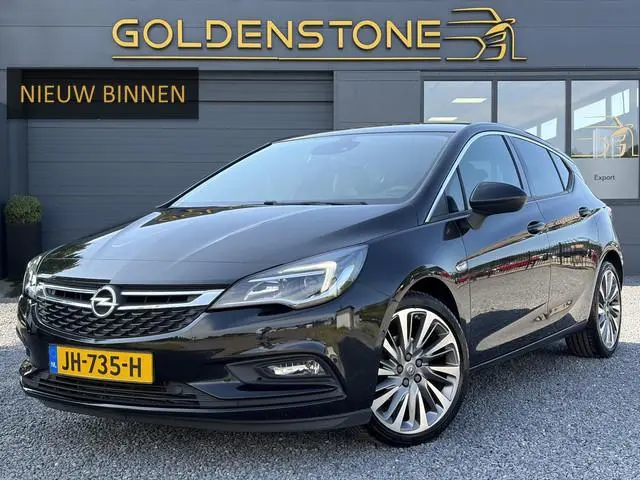 Opel Astra 1.4 Innovation 150pk l Camera l Trekhaak l Carplay l Net beurt gehad l Keyless l Navi l P...