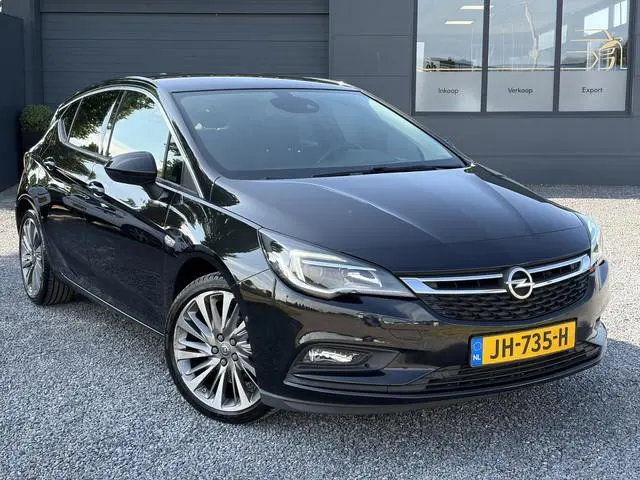 Opel Astra 1.4 Innovation 150pk l Camera l Trekhaak l Carplay l Net beurt gehad l Keyless l Navi l P...