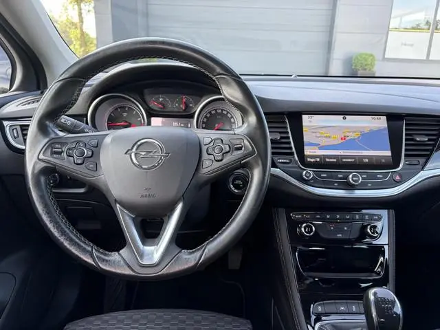 Opel Astra 1.4 Innovation 150pk l Camera l Trekhaak l Carplay l Net beurt gehad l Keyless l Navi l P...
