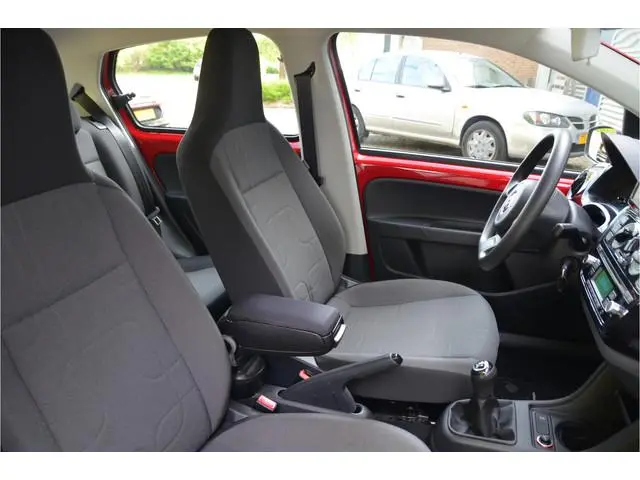 Volkswagen Up! 1.0 move up! BlueMotion Fietshaak, Automatische Airco