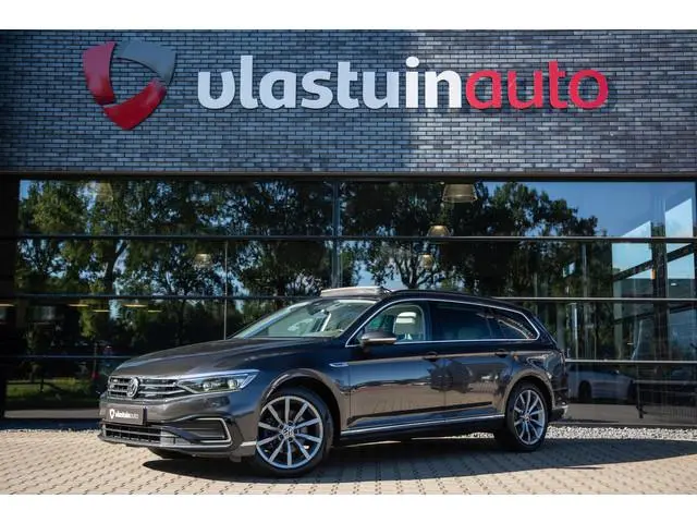 Volkswagen Passat Variant 1.4 TSI PHEV GTE Business ,SOH 94%, Panoramadak, Trekhaak, Adap. cruise, I...