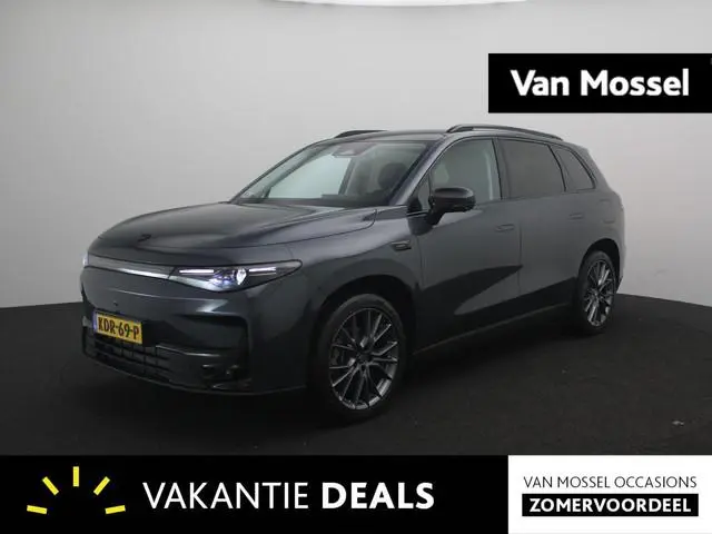 Leapmotor C10 Design REEV 28.4 kWh | LAGE KM STAND | COMPLEET UITGEVOERD |
