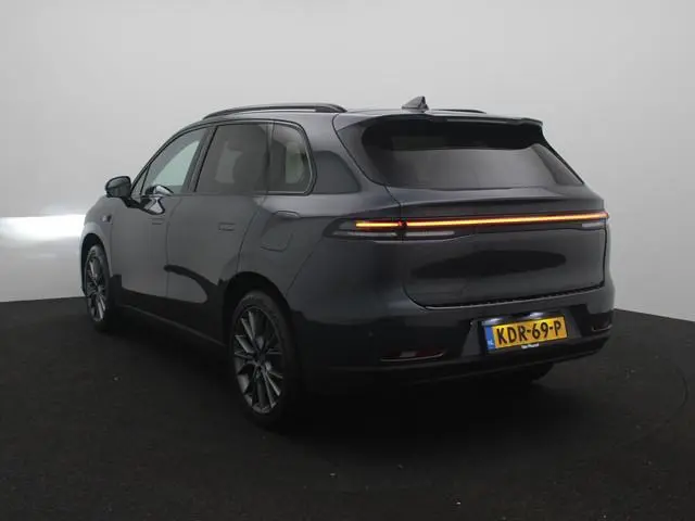 Leapmotor C10 Design REEV 28.4 kWh | LAGE KM STAND | COMPLEET UITGEVOERD |