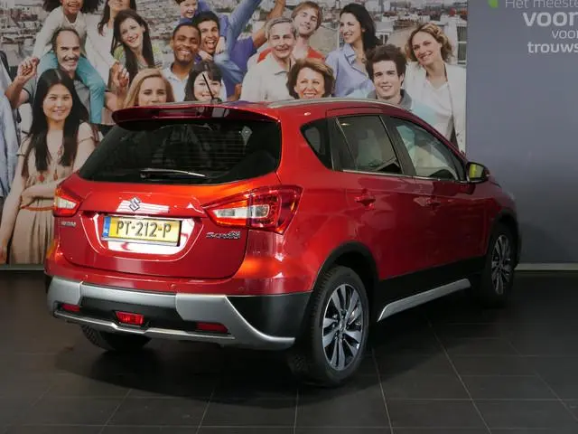 Suzuki S-Cross