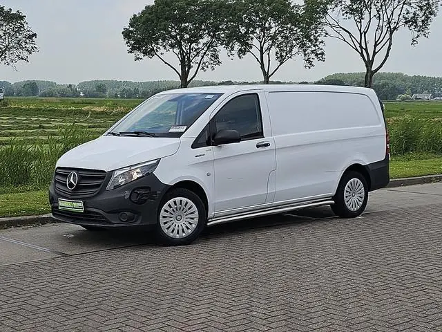 MERCEDES-BENZ EVITO 66kwh wltp 292 kms