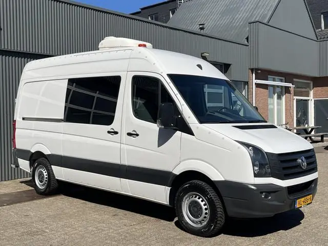 Volkswagen Crafter 35 2.0 TDI L2H2 Ideaal Camper!! Airco Cruise controle Draaistoel Telefoonverbindi...