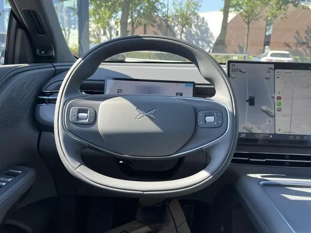 XPENG G6