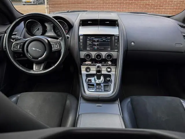 Jaguar F-TYPE 3.0 V6 S/C Coupé - Carplay, Navi, Cruise, Stoel-stuur verw. Elek verstelb. stoelen, Pa...