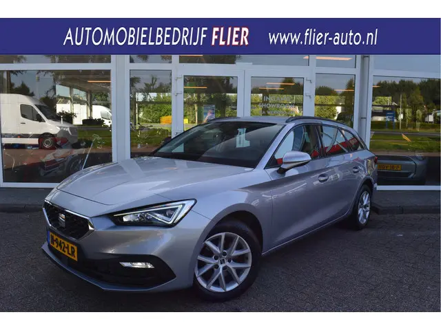 SEAT Leon Sportstourer 1.5 eTSI 150PK Style Launch Edition | DSG | LED | Station |