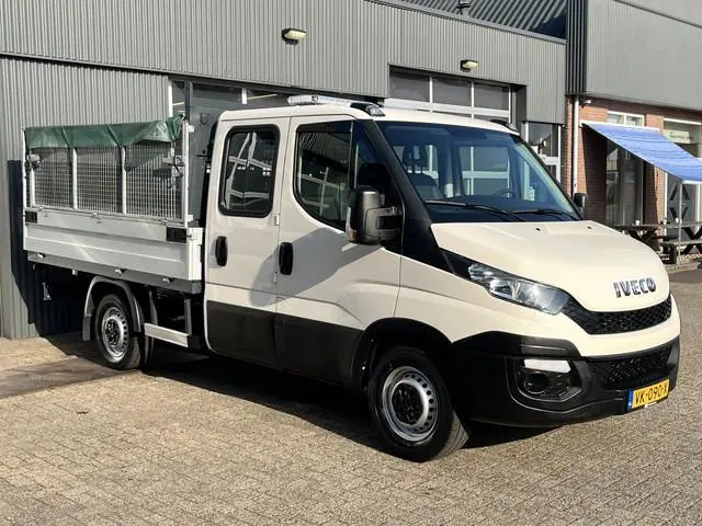 Iveco Daily 35S11D 2.3 DC 7 persoons 3500kg trekgewicht Airco Euro 5 Pick-up Open laadbak Bakwagen 1...