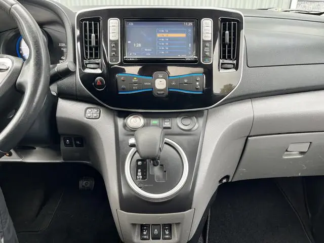 Nissan NV200