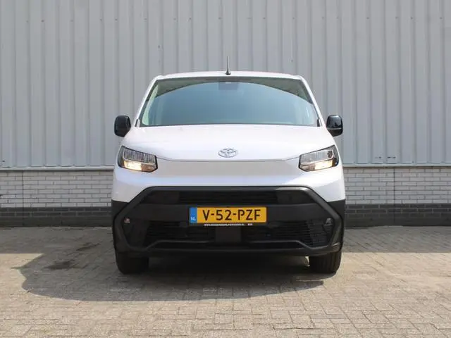 Toyota pro-ace