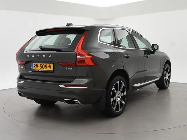 Volvo XC60 2.0 T5 250 PK AWD INSCRIPTION + LUCHTVERING | WEGKL. TREKHAAK | APPLE CARPLAY | MEMORY