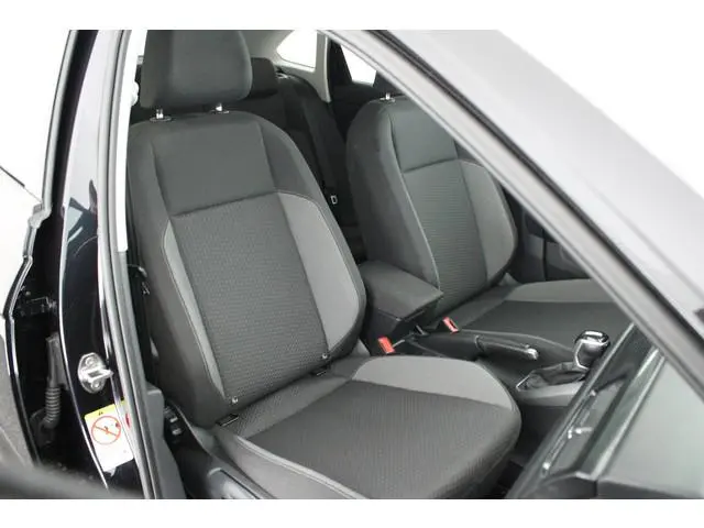 Volkswagen Taigo 1.0 TSI 116pk DSG Life Edition Camera Keyless App-Connect