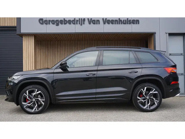 Skoda Kodiaq 2.0 TSI 245pk VRS 7-Zits DSG RS-Seats Pano.Dak Stuur/Stoelv.w. Trekhaak 20inch LM Sfeer...