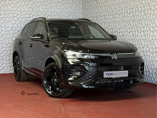 Volkswagen Tiguan 1.5 eHYBRID 272 PK NW AUTO R-LINE VW.TREKHAAK  BLACK PANO XL.NAVI STOEL/STUUR VERW...