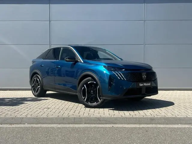 Peugeot e-3008