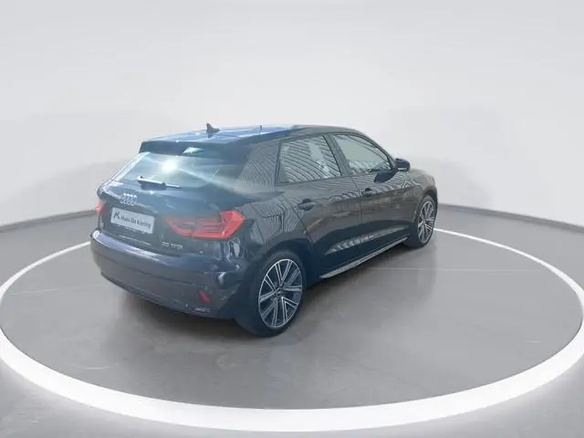 Audi A1 Sportback 25 TFSI 95pk epic · Apple/Android Car Play · Clima · Parkeersensoren · 17'' Velgen...