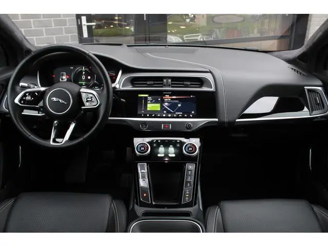 Jaguar I-PACE