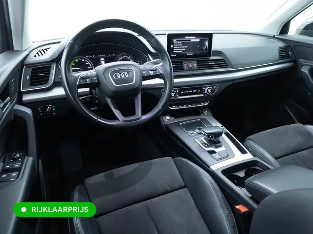 Audi Q5 50 TFSI e quattro S edition | Stoelverwarming | Trekhaak | El.achterklep | Navigatie | 360 c...