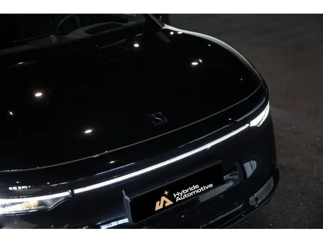 Zeekr 7X