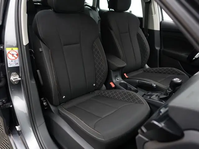 ŠKODA Kamiq 1.0 TSI Sport Business Aut- Carplay, Android Auto, Stoelverwarming, Keyless, Park Assist...