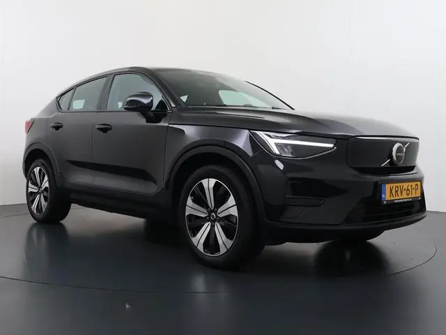Volvo C40 Single Motor Core 70 kWh VOLVO DEALER ONDERHOUDEN| ACHTERUITRIJCAMERA| PANORAMADAK| STOEL...