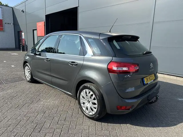 Citroën C4 Picasso 130PK Selection (TREKHAAK - NAVIGATIE - MASSAGE VOORSTOELEN - PDC ACHTER)