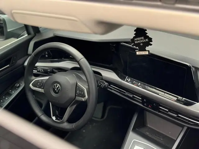 Volkswagen Golf 1.5 eTSI Style / Pano / Camera /