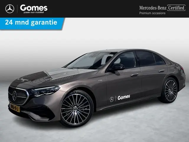 Mercedes-Benz E 300 e Sport Edition AMG | Panoramadak | Trekhaak | Premium Pakket | Night Pakket | W...