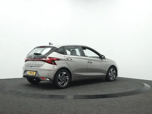 Hyundai i20 Hyundai i20 1.0 T-GDI Comfort | Carplay navigatie | Cruise control | Camera