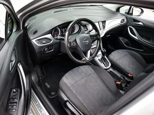 Opel Astra Sports Tourer 1.4 Turbo 120 Jaar Edition Keurig-Onderh. BOVAG-Garantie. NL-Auto.