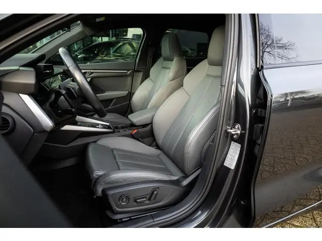 Audi A3 Sportback 40 TFSI e Advanced edition Pano | B&O | Sportstoelen | Memory