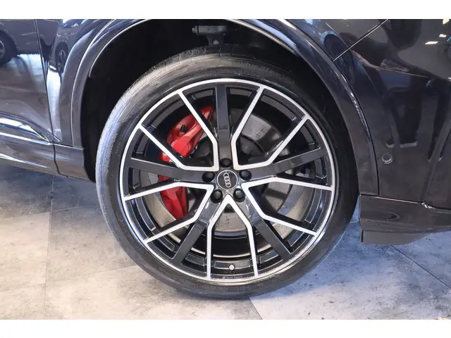 Audi Q7 4.0 TFSI SQ7 quattro ACC B&O Trekhaak 507PK Luchtvering 4 wiel besturing ! 2e Paasdag geopen...