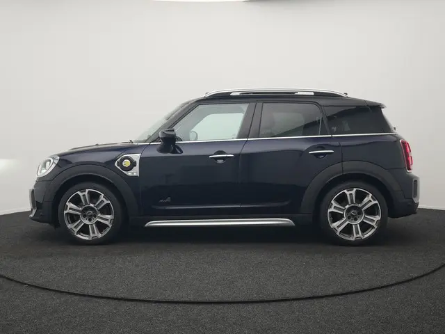 MINI Countryman 1.5 Cooper S E ALL4 MINI Yours PHEV 220pk Dealer O.H | Panodak | Adaptive Cruise | H...