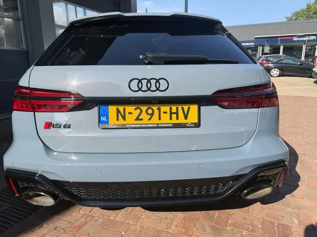 Audi RS6