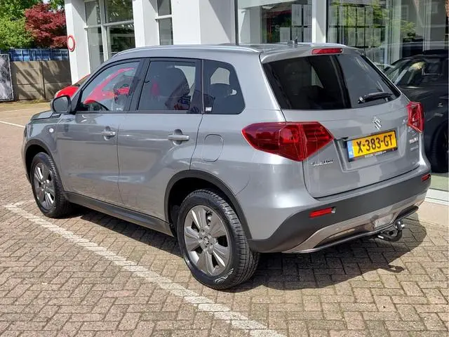 Suzuki Vitara 1.4 BOOSTERJET SELECT SMART HYBRID NAP | Trekhaak | Camera | Dodehoeksensoren