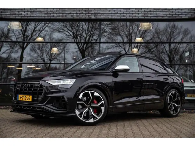 Audi SQ8