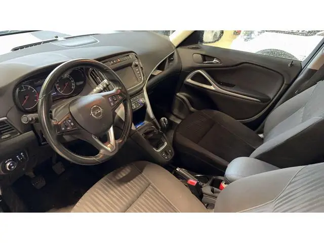 Opel Zafira Tourer