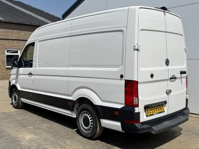 Volkswagen Crafter 2.0 TDI 140PK L3H3 Nieuw Model Virtual Cockpit Climate Control Carplay Camera Par...