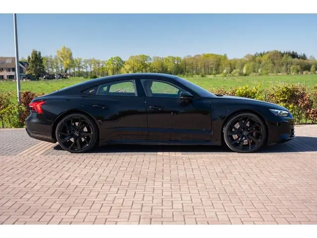 Audi e-tron GT