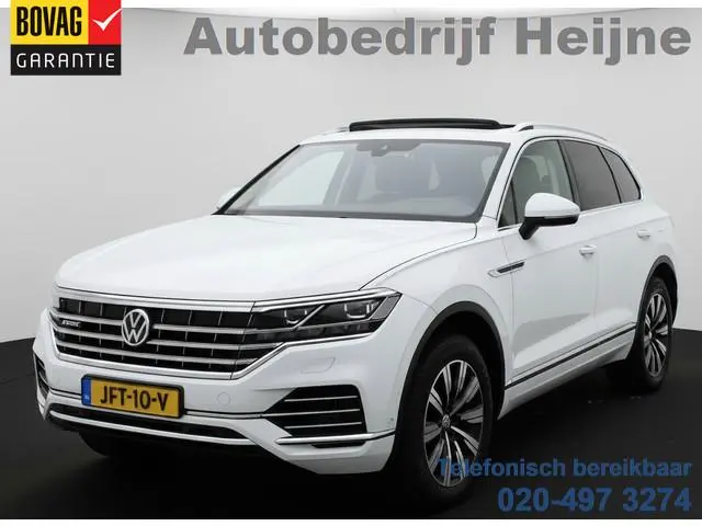 Volkswagen Touareg 3.0 TSi eHybrid  ATMOSPHERE 4MOTION TREKHAAK/HEAD-UP/PANORAMADAK 1E EIG