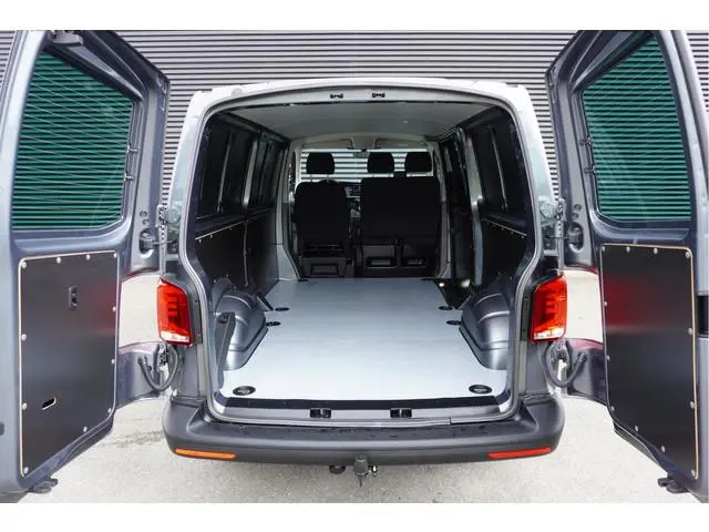 Volkswagen Transporter 150pk Automaat L2H1 Appe Carplay ACC Cruise control Airco Trekhaak 270° deure...