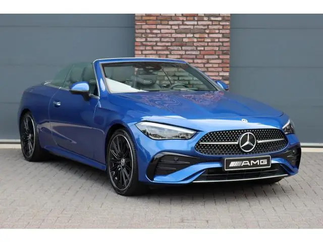 Mercedes-Benz CLE Cabriolet 200 AMG Line | Distronic | Airscarf | Memory | Standkachel | Keyless Go...