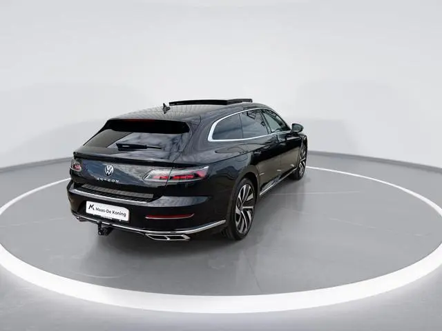 Volkswagen Arteon Shooting Brake 1.4 TSI PHEV 218PK R-Line Business DSG · Panoramadak · Trekhaak · C...