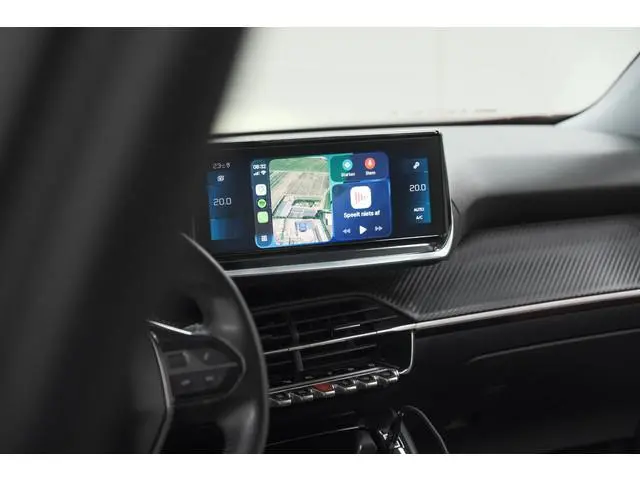 Peugeot 2008 PureTech 130 Allure | Camera | Adaptieve Cruise Control | Navigatie | Parkeersensoren