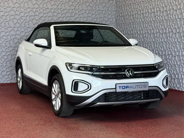 Volkswagen T-Roc Cabrio Bijna Nieuw • TSI • IQ.Led • Stoelverwarming • Virtual Cockpit • CarPlay • N...