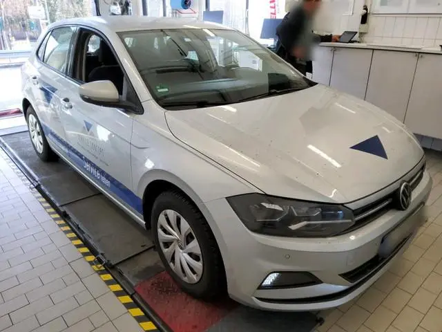 Volkswagen Polo 1.0 Comfortline Stoelverwarming| climate control|