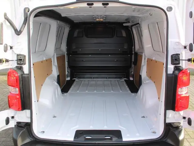Toyota pro-ace